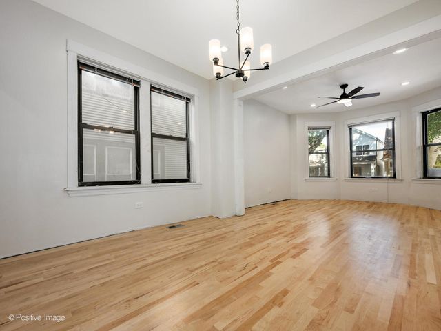 2415 W Warner Avenue 1, Chicago, IL 60618