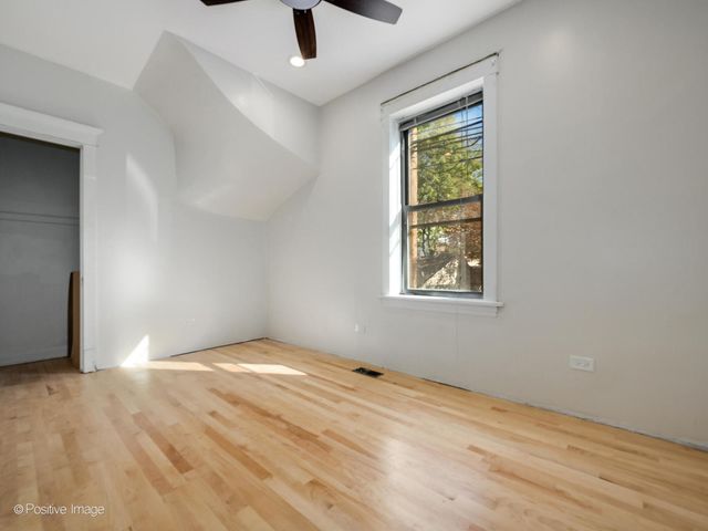 2415 W Warner Avenue 1, Chicago, IL 60618