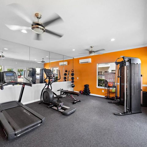 7250 W Greens RD 302, Houston, TX 77064