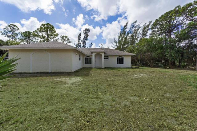 14828 82nd Street N, Loxahatchee, FL 33470
