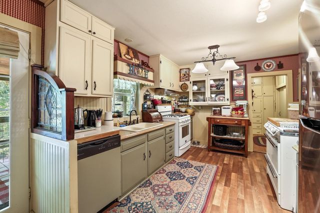 901 Old State Lane, Denison, TX 75020