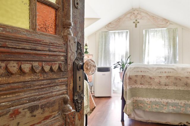 901 Old State Lane, Denison, TX 75020