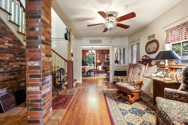 901 Old State Lane, Denison, TX 75020