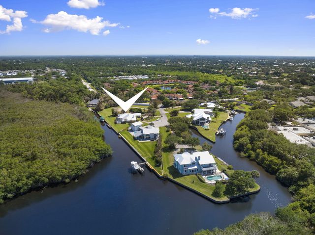 1515 SW Pendarvis Court, Palm City, FL 34990