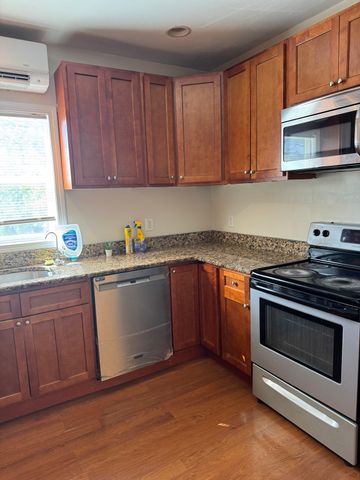 36 Hichborn St 1, Revere, MA 02151