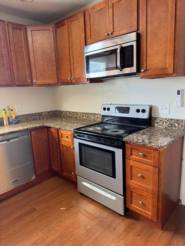 36 Hichborn St 1, Revere, MA 02151