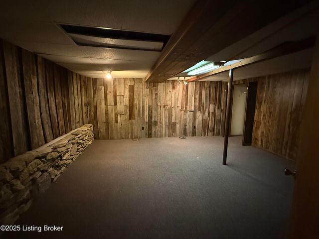 386 Pine Ridge Dr, Brandenburg, KY 40108