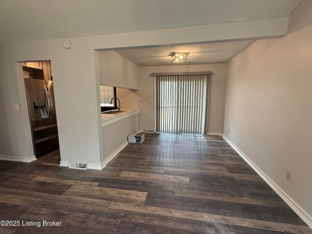 386 Pine Ridge Dr, Brandenburg, KY 40108