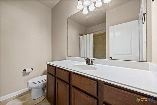 1205 Twin Estates Drive, Kyle, TX 78640