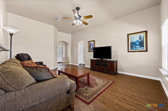 1205 Twin Estates Drive, Kyle, TX 78640