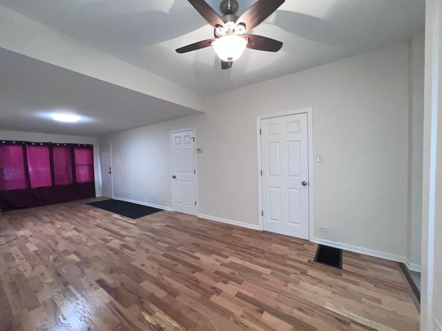 8919 S Muskegon Avenue 1F, Chicago, IL 60617