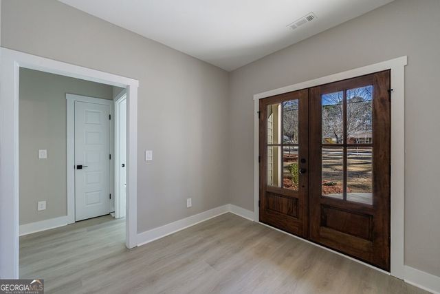 135 Beavers Street, Carrollton, GA 30117