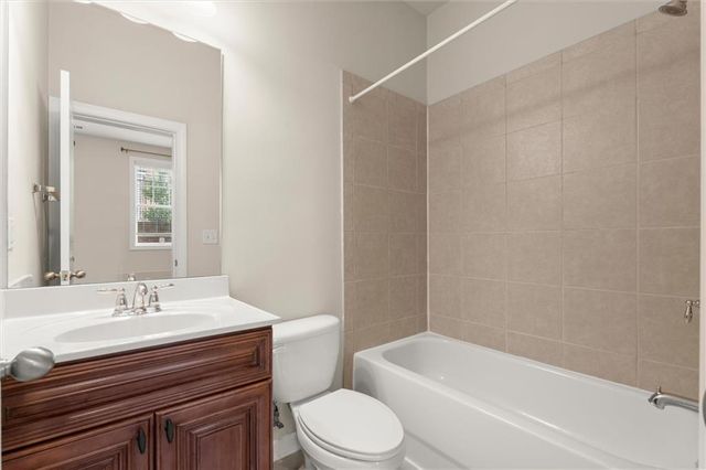 7640 Willoughby Court, Alpharetta, GA 30005