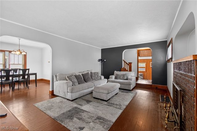 1027 2nd Street NE, Massillon, OH 44646