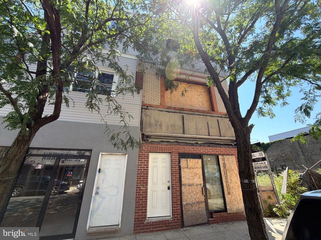 1427 POINT BREEZE AVE, PHILADELPHIA, PA 19146 — photo 4