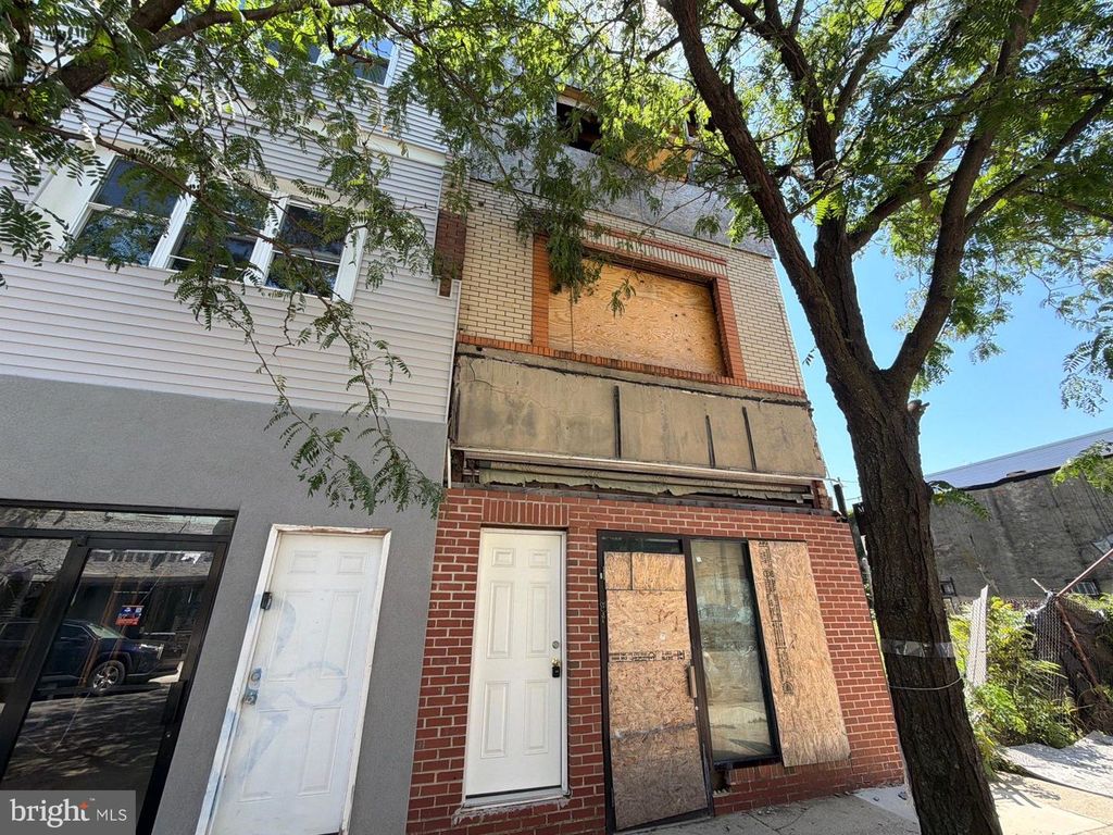 1427 POINT BREEZE AVE, PHILADELPHIA, PA 19146 — photo 5