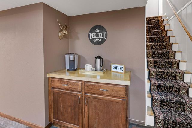 W243N6613 Oxford ROAD, Sussex, WI 53089