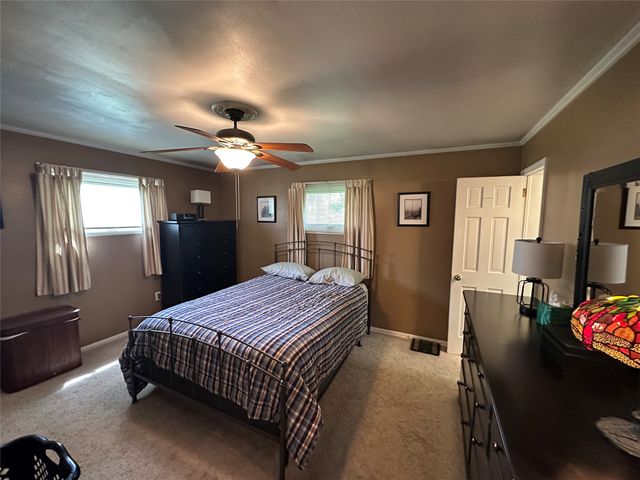 4504 COLONIAL Avenue, Millcreek, PA 16506