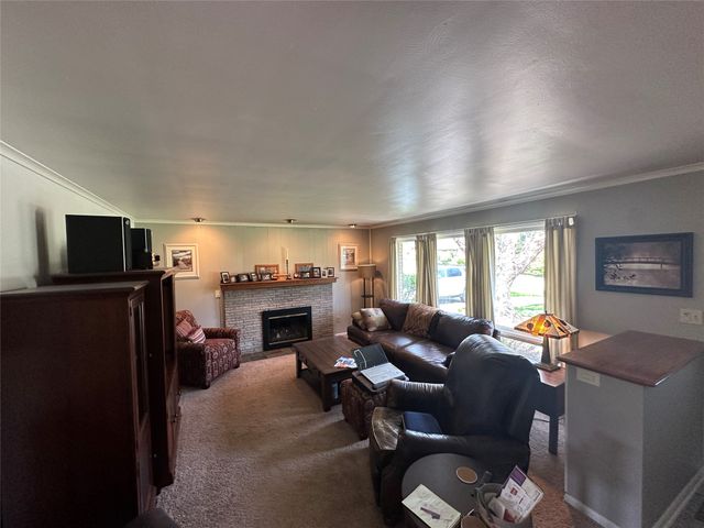 4504 COLONIAL Avenue, Millcreek, PA 16506