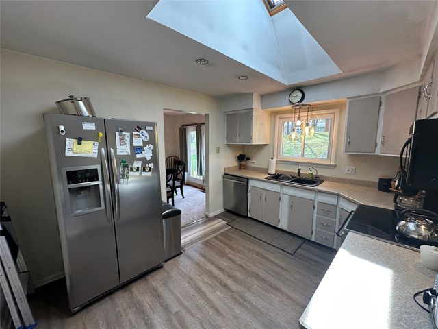 4504 COLONIAL Avenue, Millcreek, PA 16506