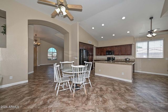 7444 W FOOTHILL Drive, Glendale, AZ 85310