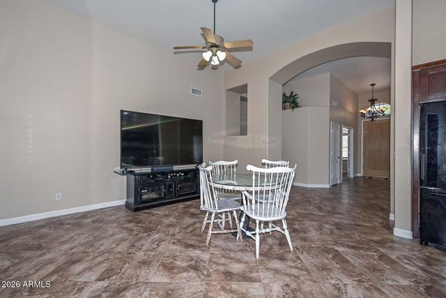 7444 W FOOTHILL Drive, Glendale, AZ 85310