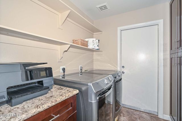 7444 W FOOTHILL Drive, Glendale, AZ 85310