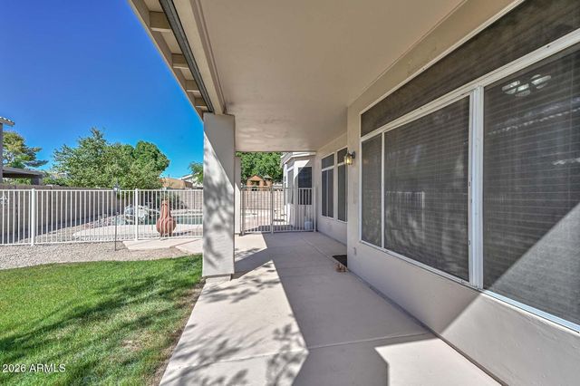 7444 W FOOTHILL Drive, Glendale, AZ 85310