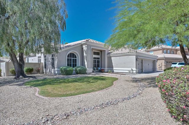 7444 W FOOTHILL Drive, Glendale, AZ 85310