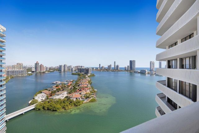 3000 Island Boulevard 2504, Aventura, FL 33160