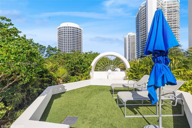 3000 Island Boulevard 2504, Aventura, FL 33160