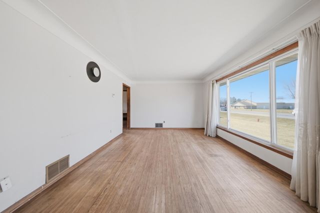 7830 Lake Drive, Lino Lakes, MN 55014