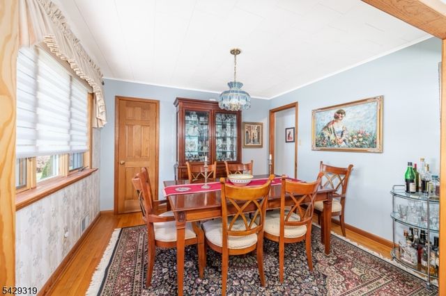 586 Clearview Dr, Hampton Twp., NJ 07860