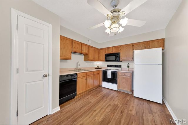 9608 Bent Pine Drive F, Sappington, MO 63126