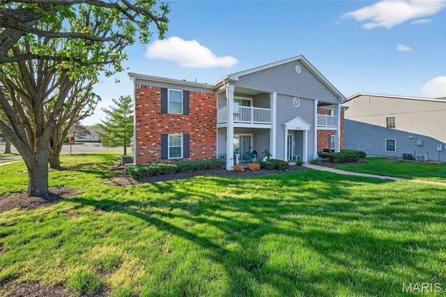 9608 Bent Pine Drive F, Sappington, MO 63126