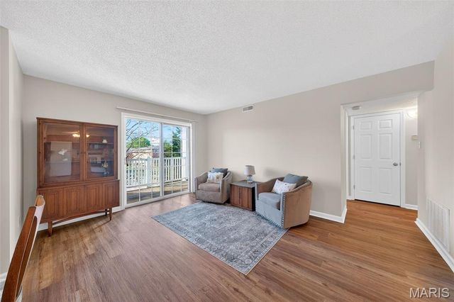 9608 Bent Pine Drive F, Sappington, MO 63126