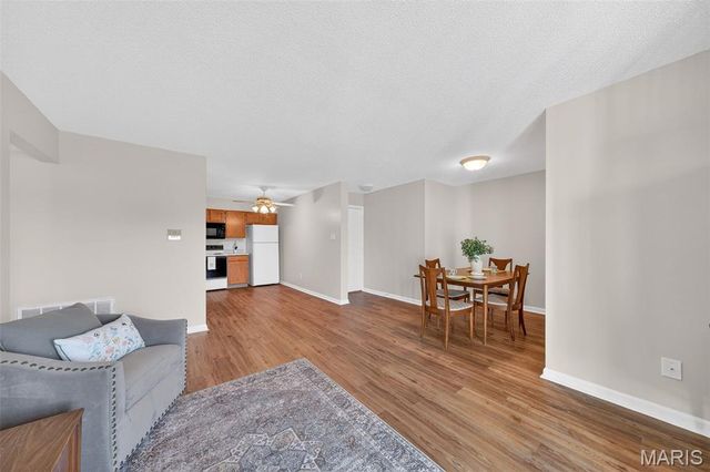 9608 Bent Pine Drive F, Sappington, MO 63126