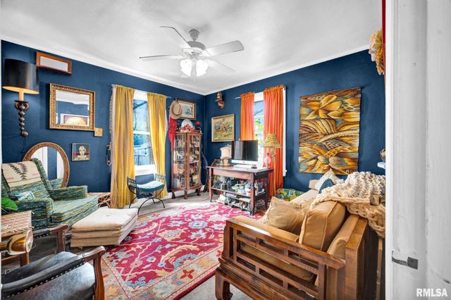 2020 W AYRES Avenue, West Peoria, IL 61604
