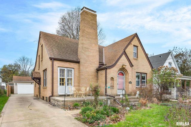 2020 W AYRES Avenue, West Peoria, IL 61604