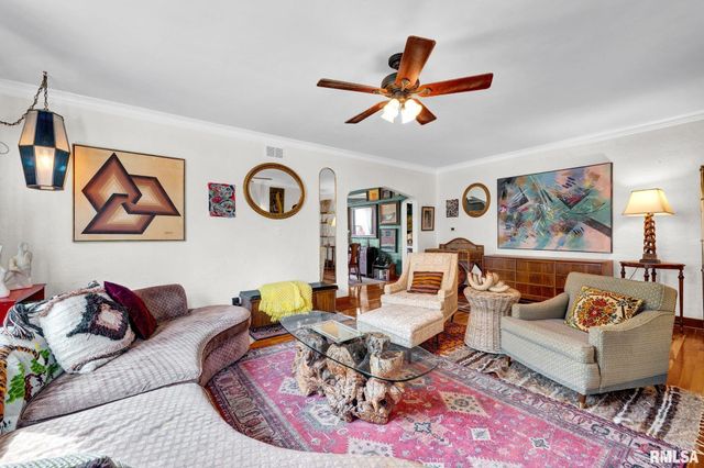 2020 W AYRES Avenue, West Peoria, IL 61604