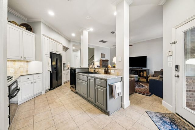 2402 Clippers Square, Houston, TX 77058