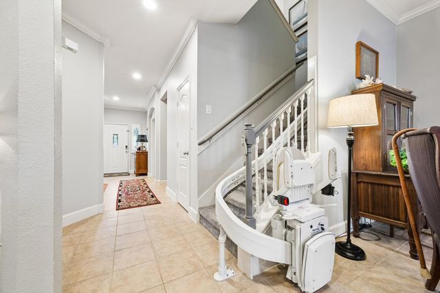 2402 Clippers Square, Houston, TX 77058