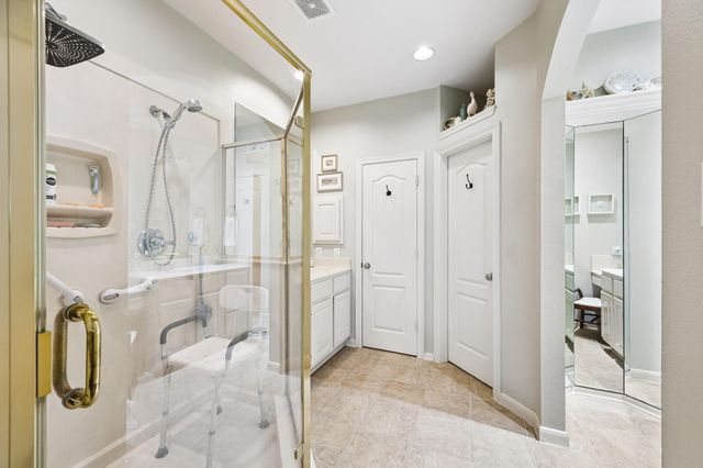 2402 Clippers Square, Houston, TX 77058