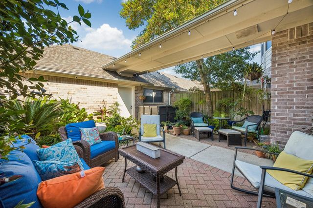 2402 Clippers Square, Houston, TX 77058