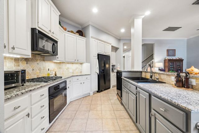 2402 Clippers Square, Houston, TX 77058