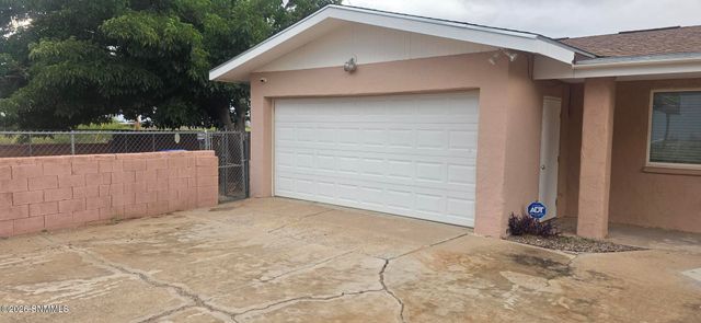 5509 Mesa Drive, Las Cruces, NM 88012