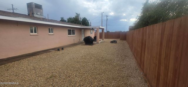 5509 Mesa Drive, Las Cruces, NM 88012