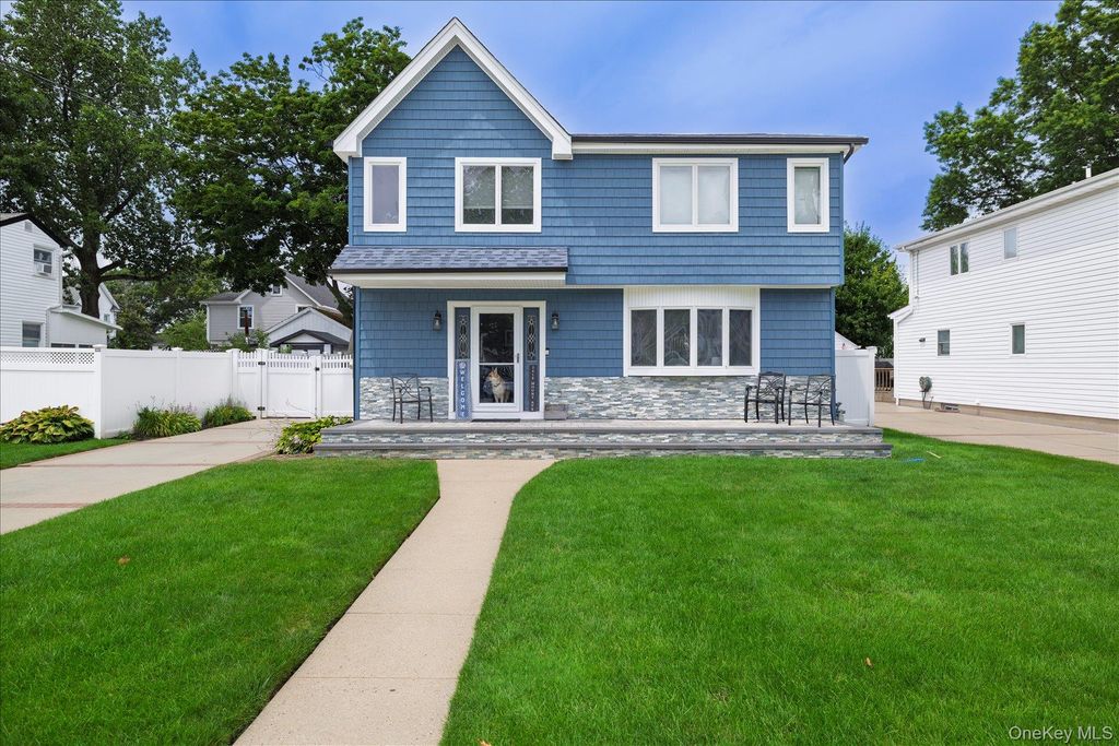 2618 Mount Avenue, Oceanside, NY 11572 — exterior