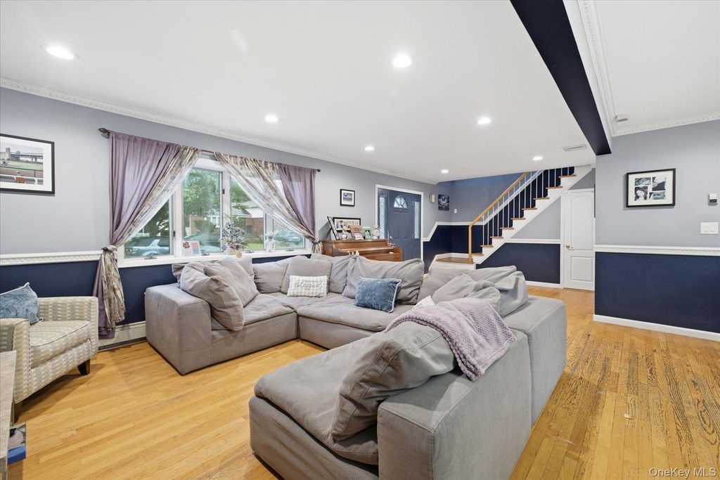 2618 Mount Avenue, Oceanside, NY 11572 — photo 2