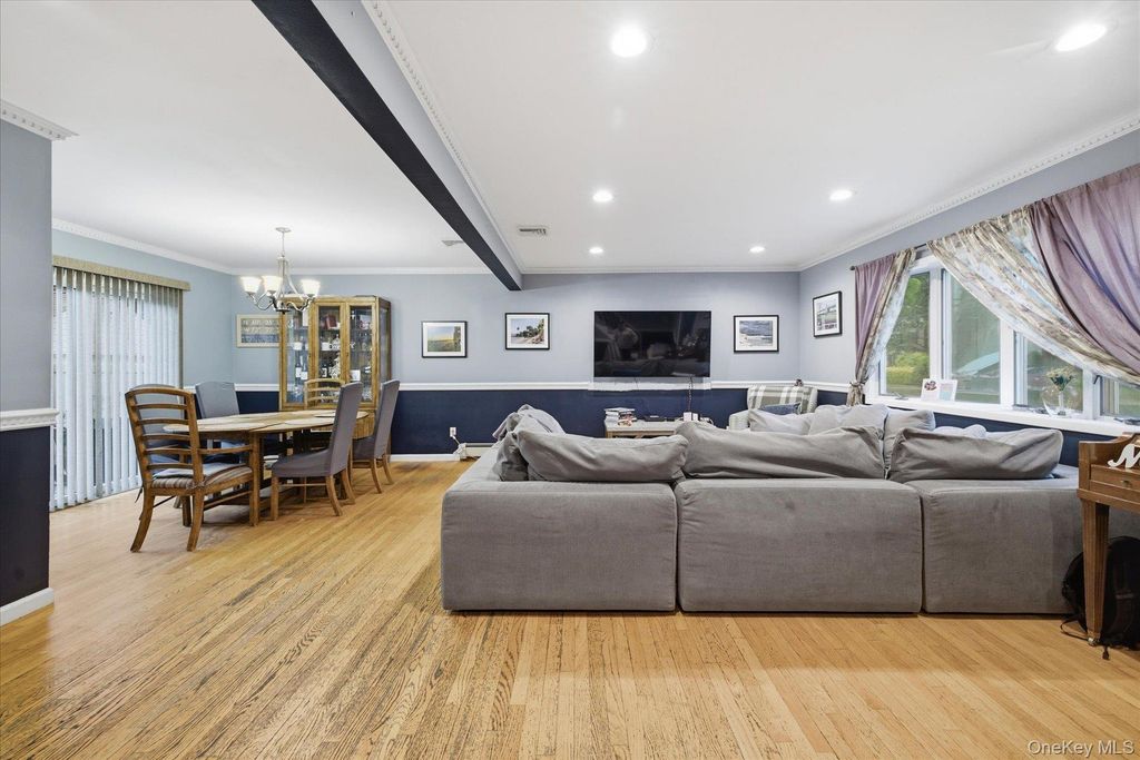 2618 Mount Avenue, Oceanside, NY 11572 — photo 3